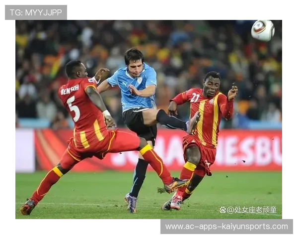 巴西锋线两将重伤，主帅脸色铁青：足球背后的悲情与坚韧